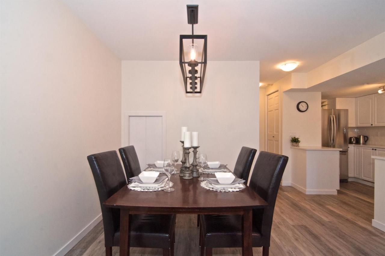Whistler Blackcomb Vacation Rentals - Village North Szoba fotó