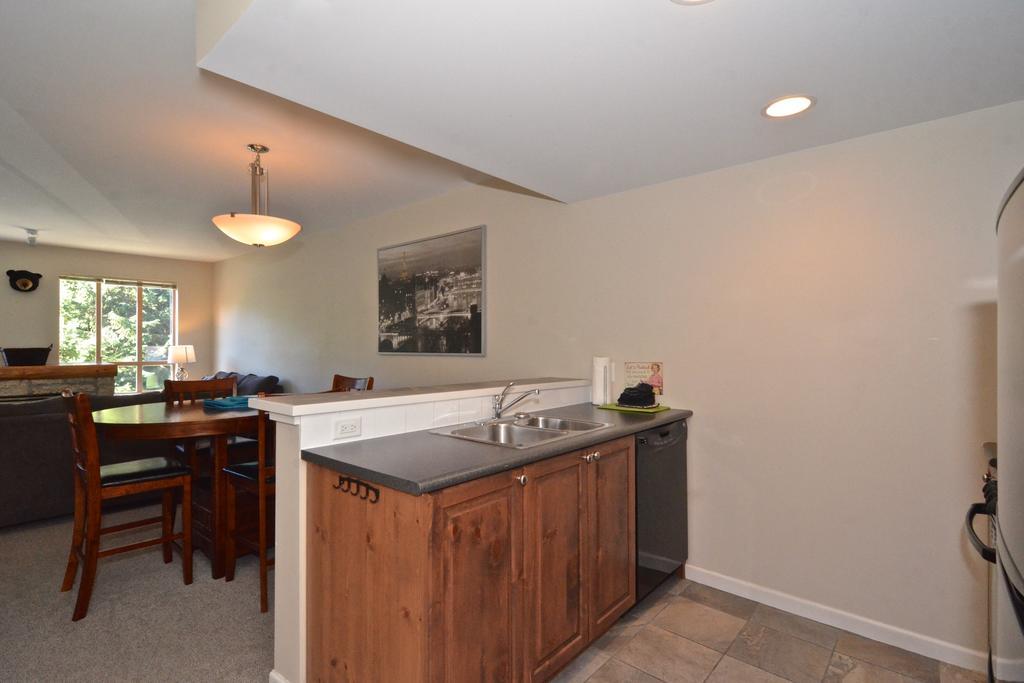 Whistler Blackcomb Vacation Rentals - Village North Kültér fotó